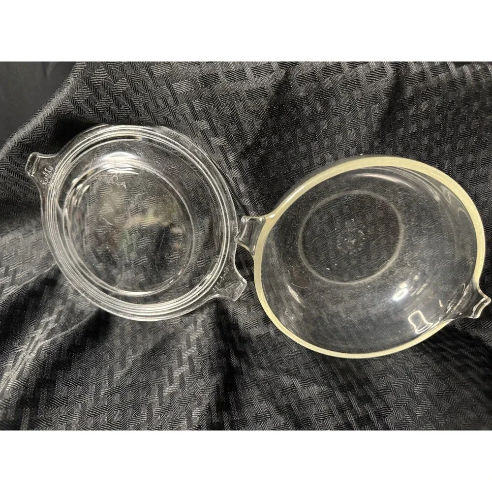 Vintage Pyrex Clear Bowl With Lid